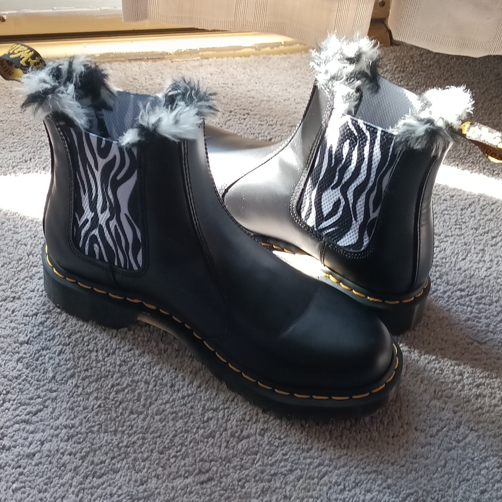 Doc Martins - Picture 2 of 4